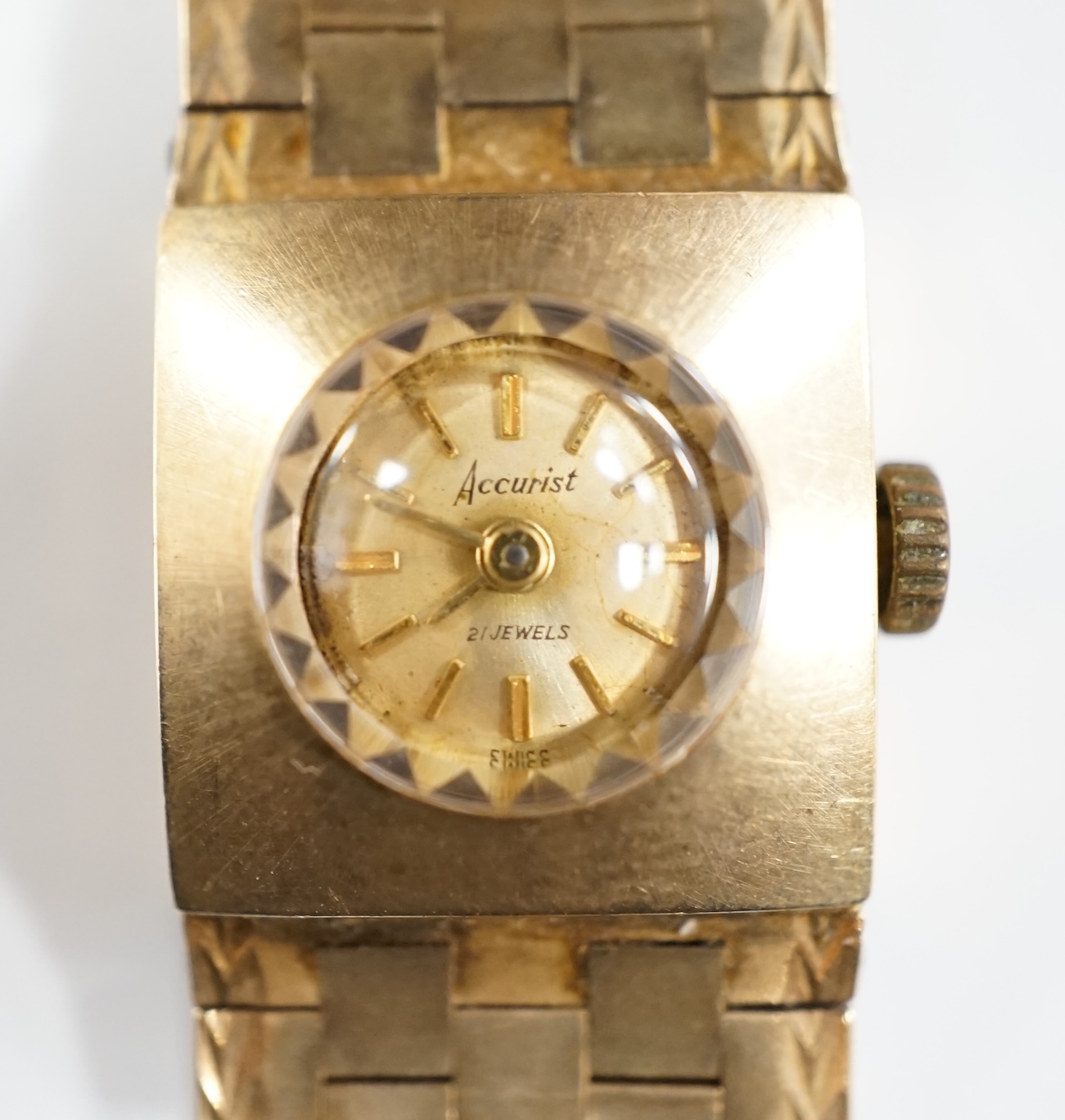 A lady's 1960's 9ct gold Accurist manual wind bracelet wrist watch, overall 18cm